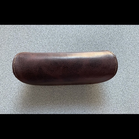 Fossil Brown Leather Sunglass Case - Picture 3 of 8